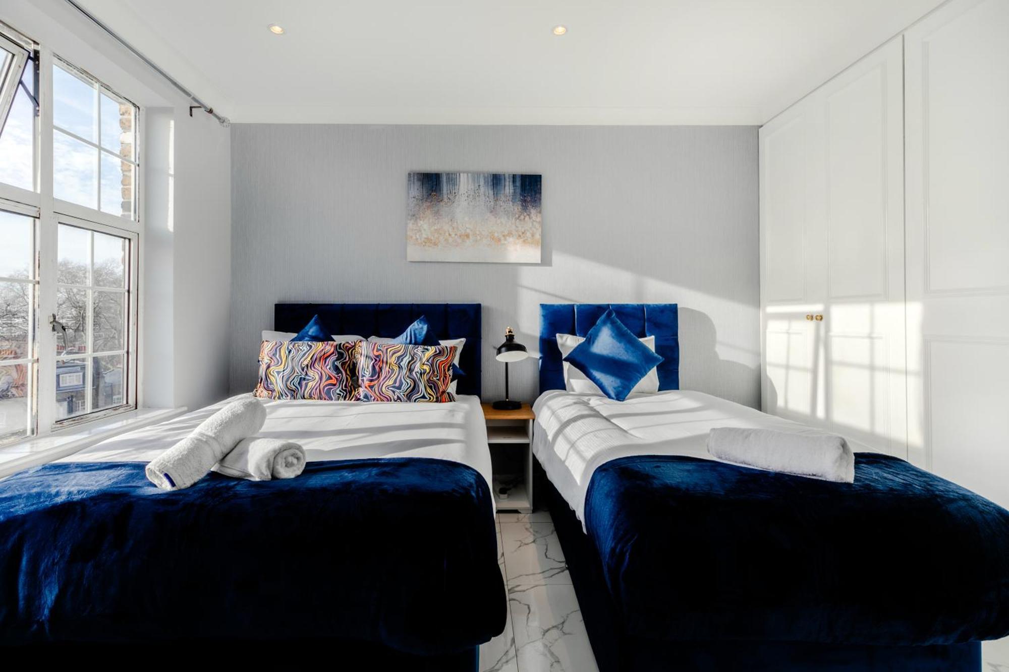 Marble Arch Apartments London Room photo