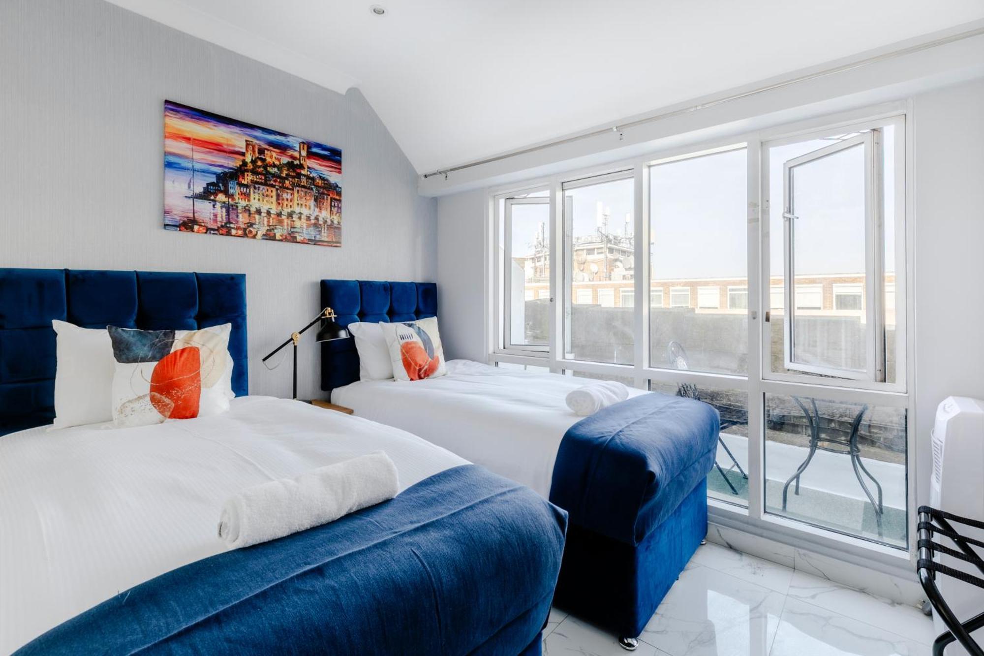 Marble Arch Apartments London Room photo