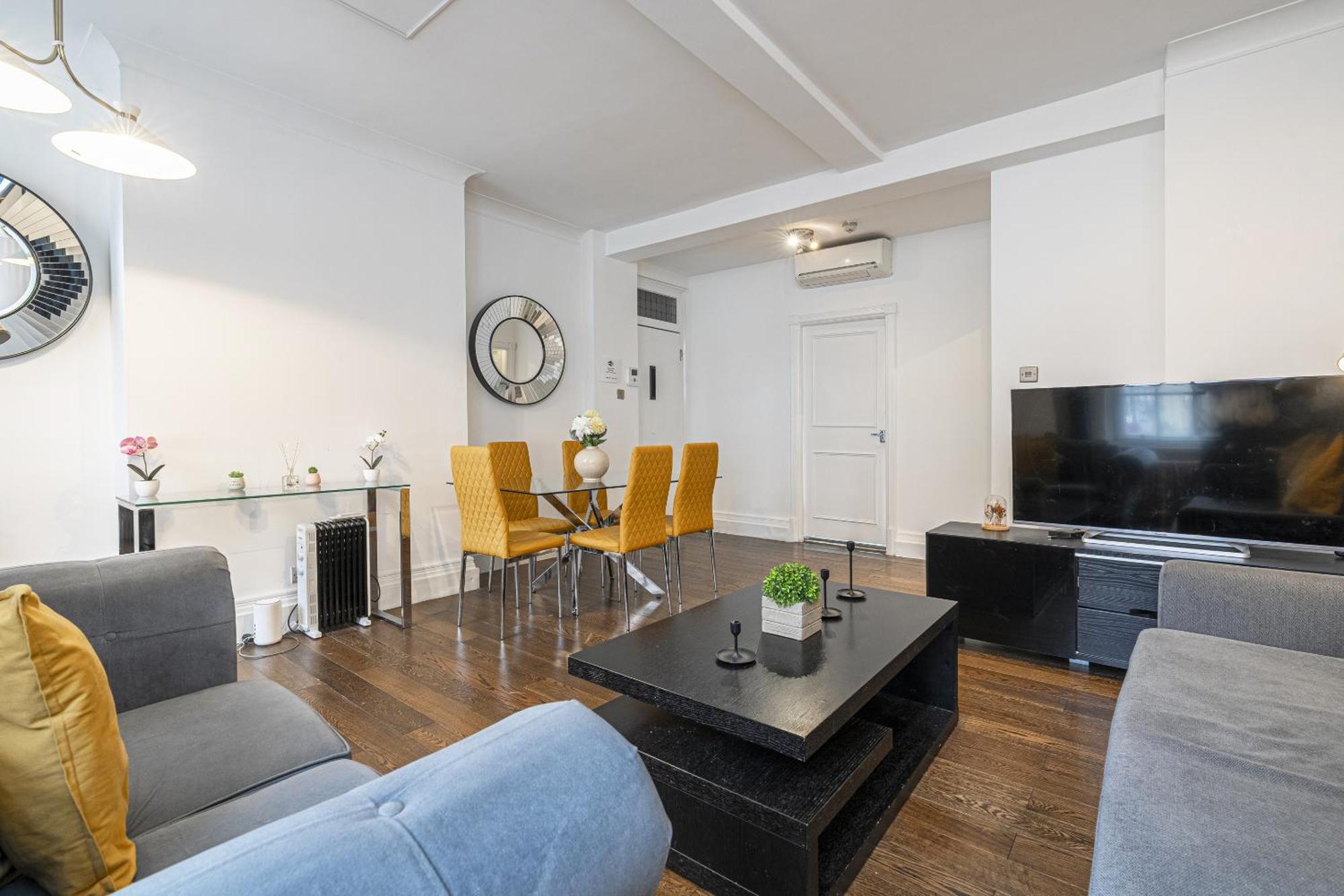 Marble Arch Apartments London Room photo